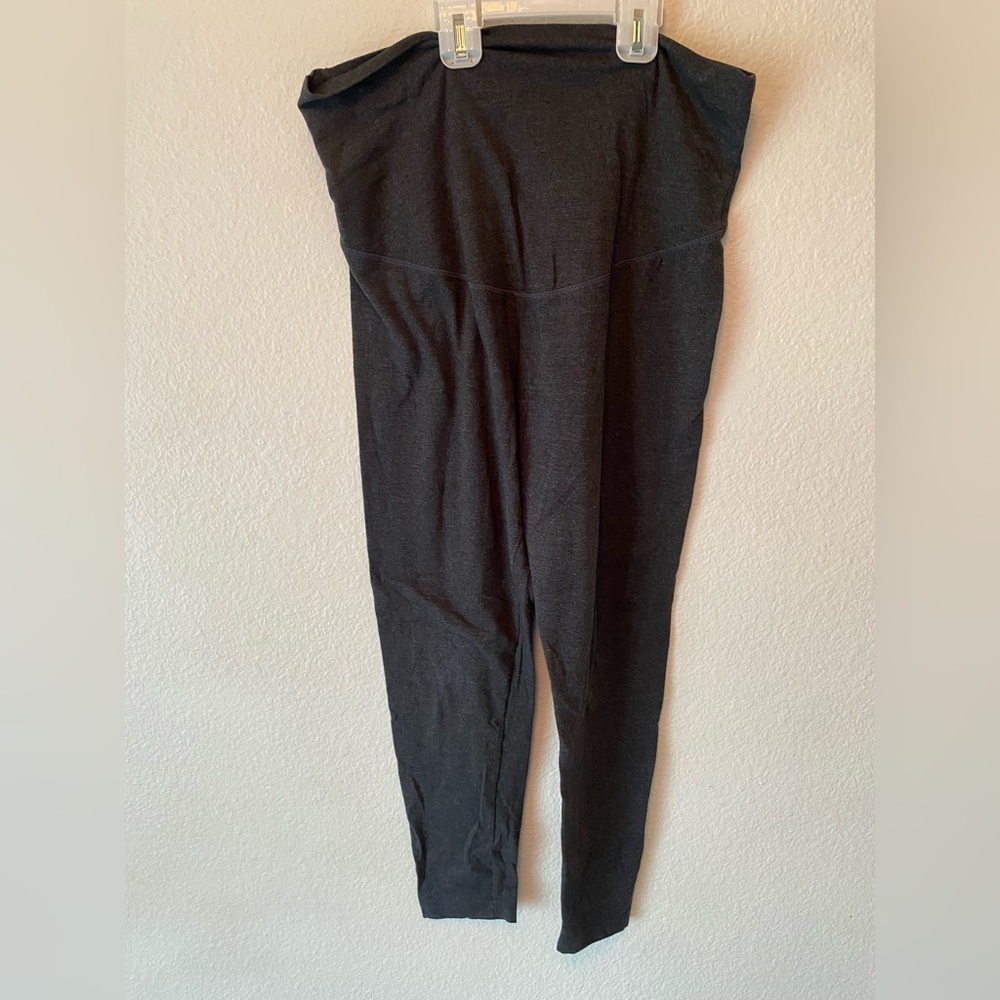 Old navy maternity leggings